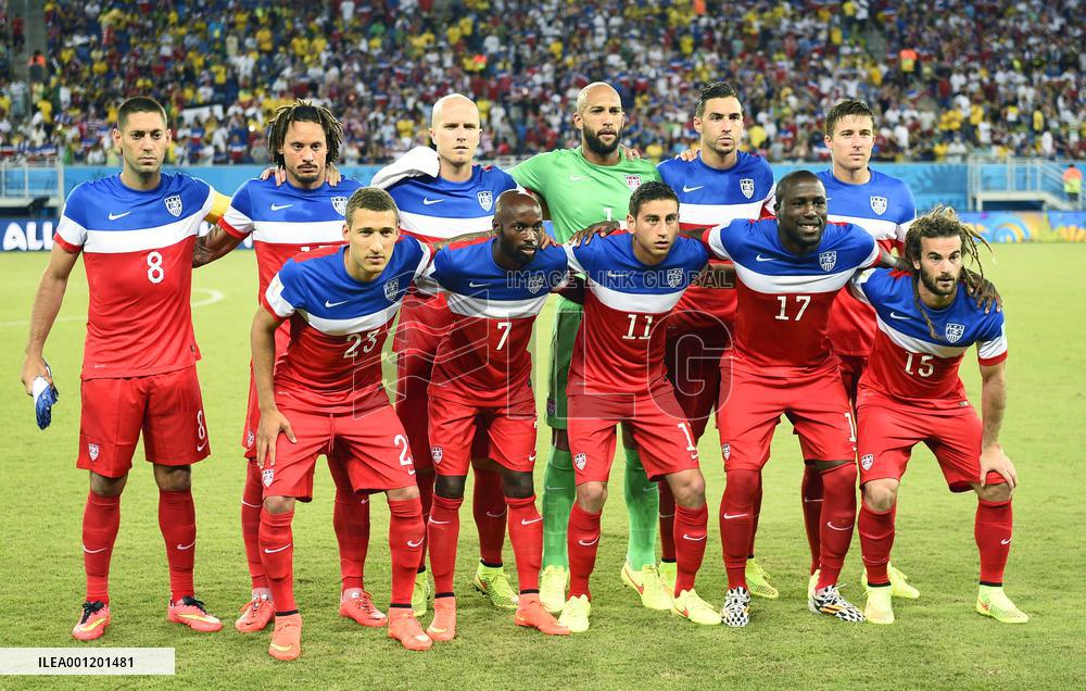 U.S. beat Ghana 2-1