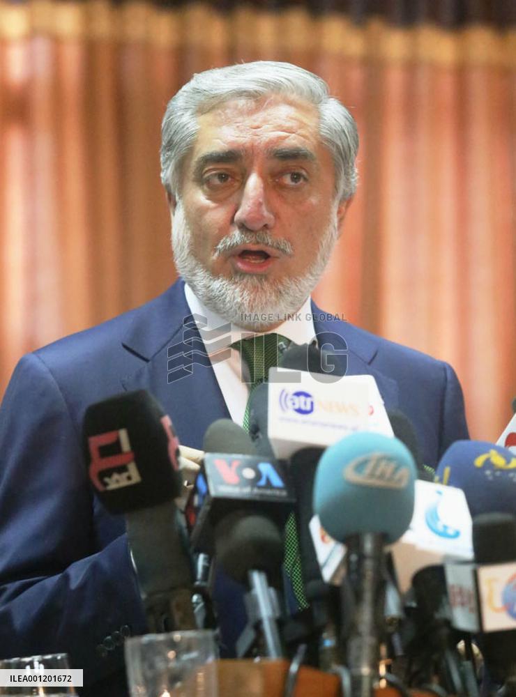 Ex-Afghan foreign minister urges cessation of vote counting
