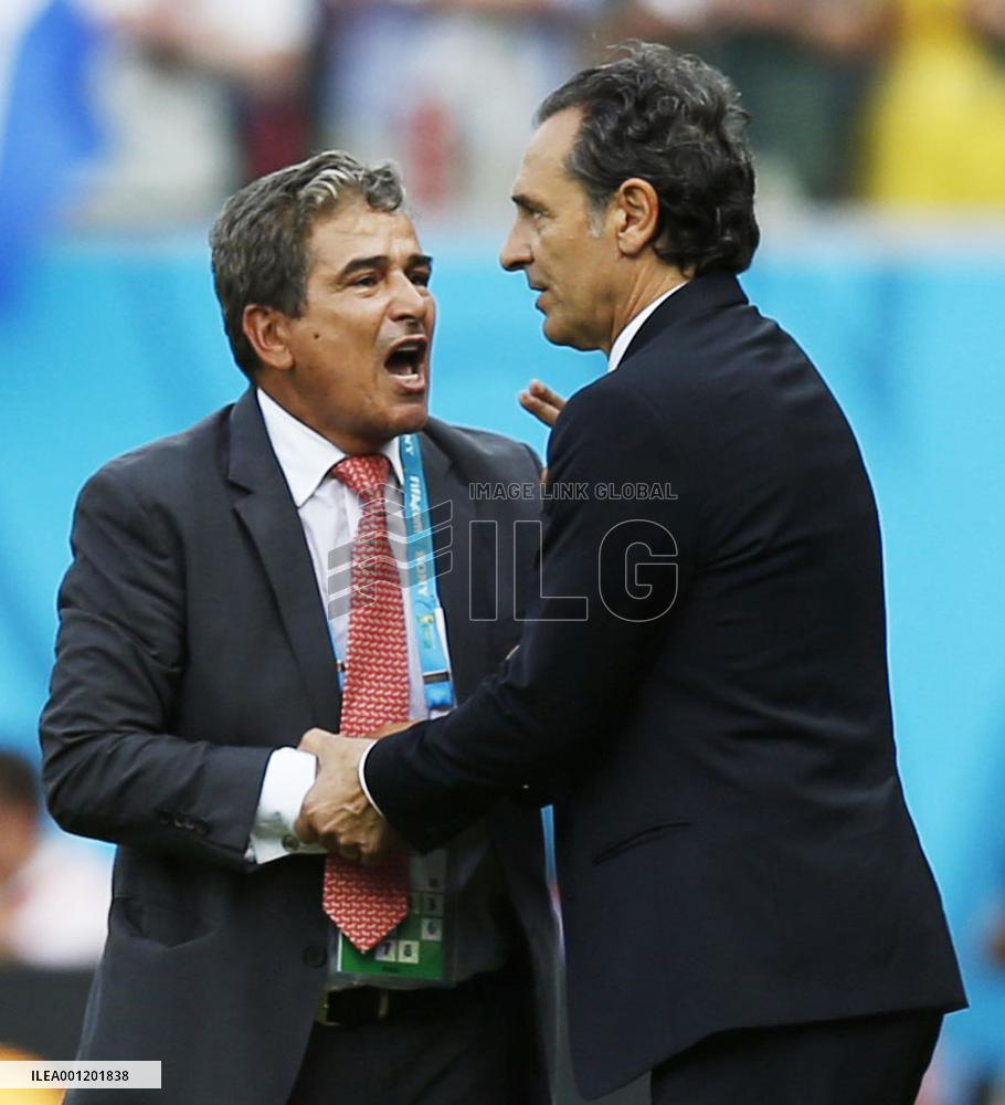 Costa Rica beat Italy to move to World Cup knockout stage