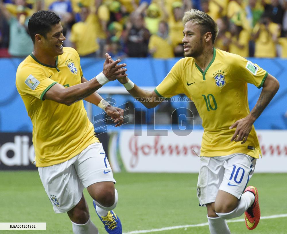 Brazil beat Cameroon 4-1 in World Cup Group A