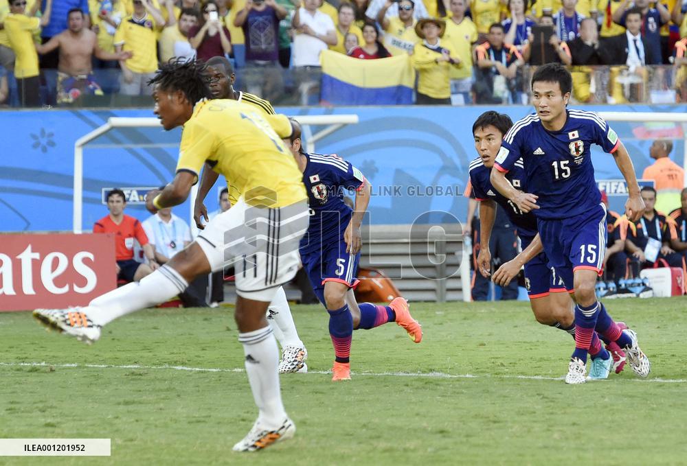 Japan crash out of World Cup after 4-1 hammering by Colombia