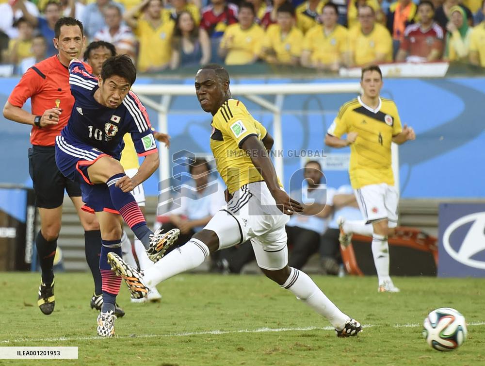 Japan crash out of World Cup after 4-1 hammering by Colombia