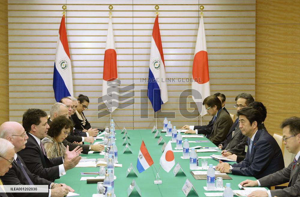 Japan PM Abe meets with Paraguay Pres. Cartes