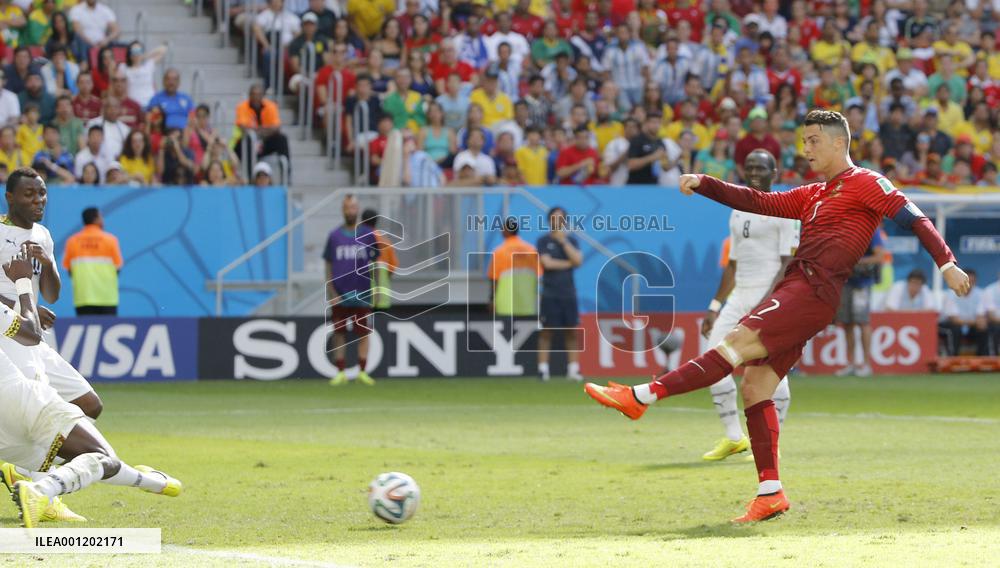 Portugal beat Ghana 2-1