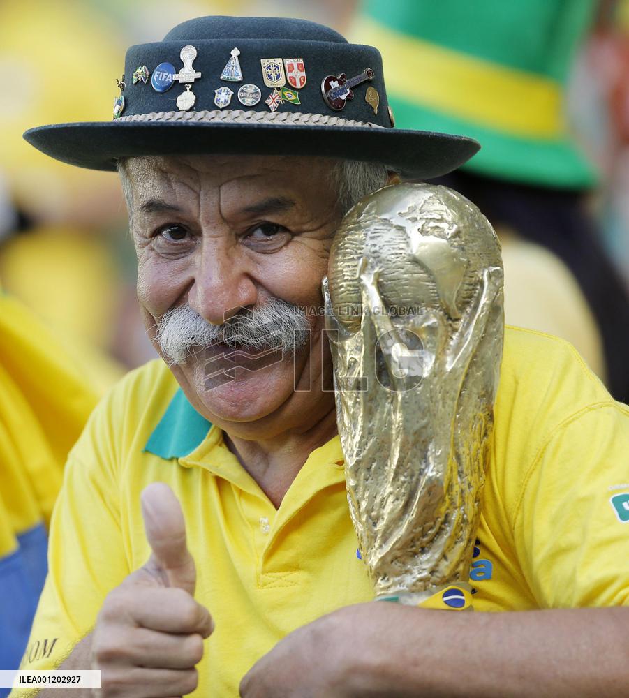 Brazil beat Colombia 2-1 in World cup quarterfinal match
