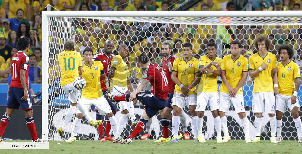 Brazil beat Colombia 2-1 in World Cup quarterfinal match