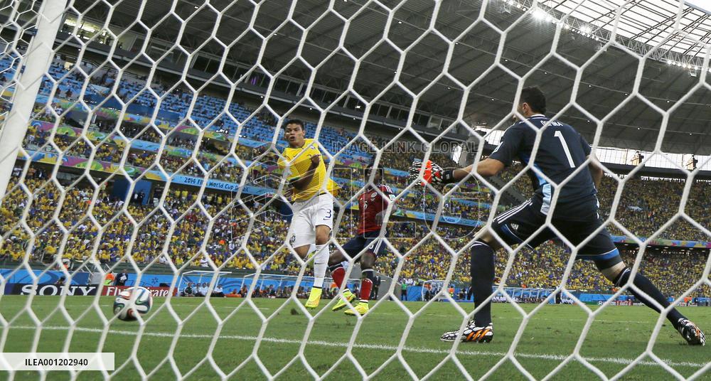 Brazil beat Colombia 2-1 in World Cup quarterfinal match