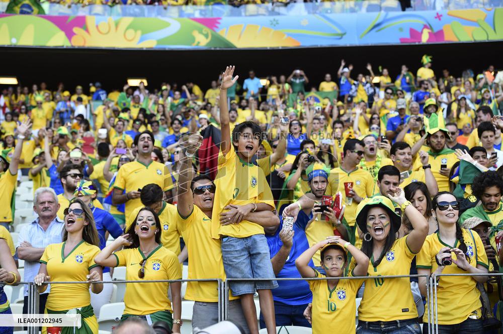 Brazil beat Colombia 2-1 in World cup quarterfinal match