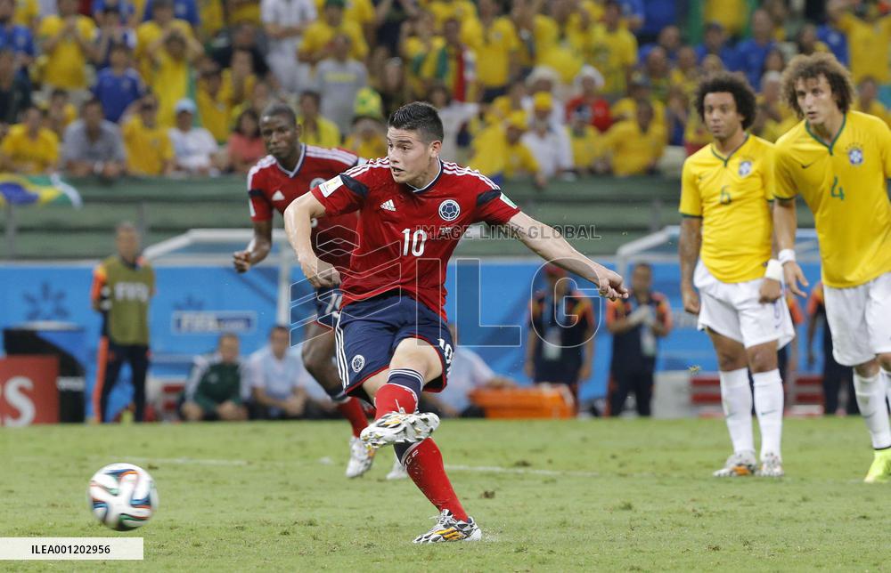 Brazil beat Colombia 2-1 in World Cup quarterfinal match