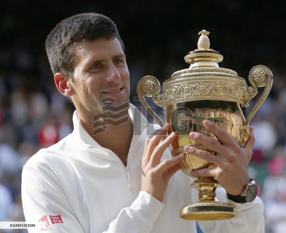 Djokovic wins Wimbledon men's title