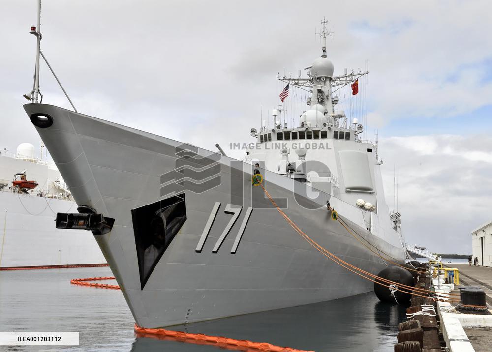 Chinese destroyer Haikou at U.S. base in Hawaii