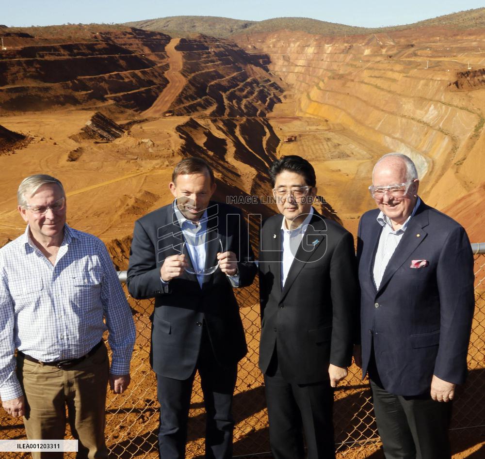 Japanese PM Abe visits Australia mining heartland