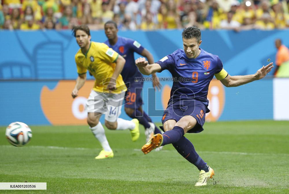 Netherlands down Brazil 3-0 to take 3rd place at World Cup
