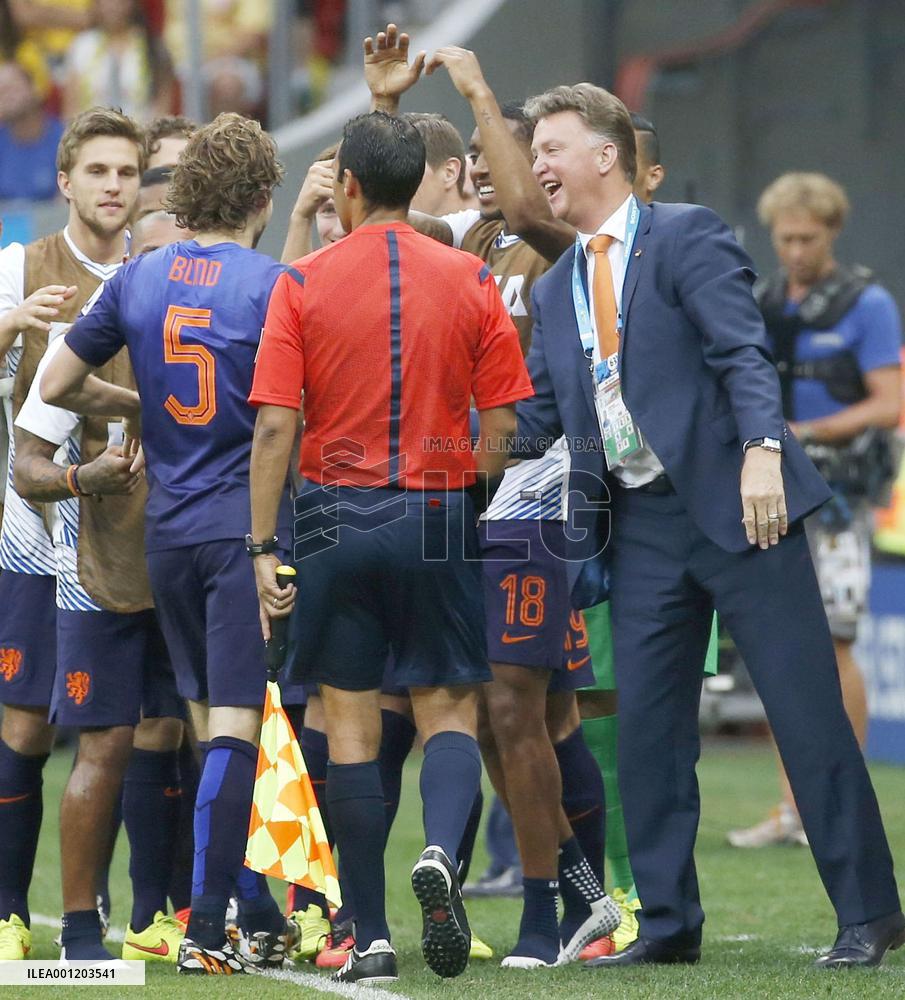 Netherlands down Brazil 3-0 to take 3rd place at World Cup