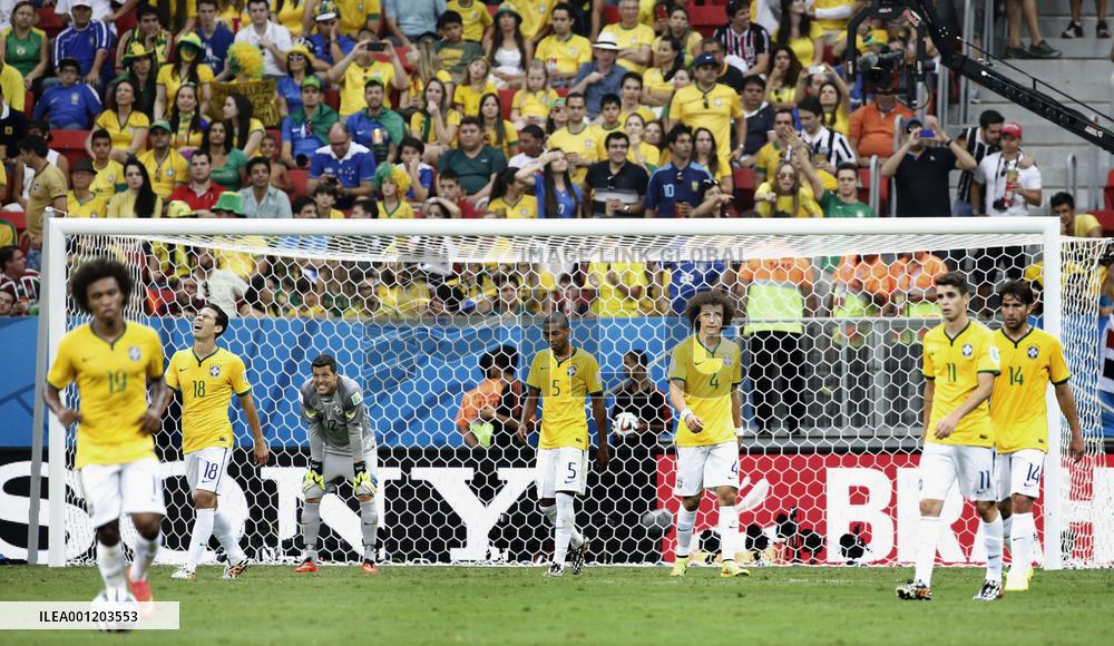 Netherlands down Brazil 3-0 to take 3rd place