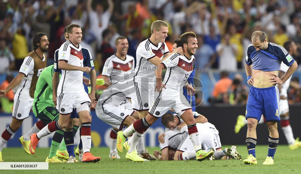 Germany beat Argentina to win World Cup