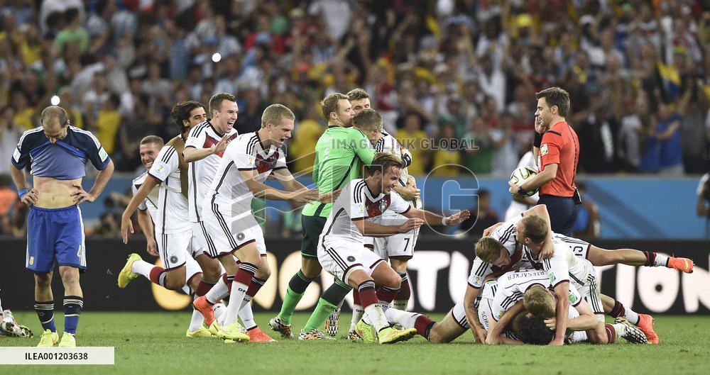 Germany beat Argentina to win World Cup