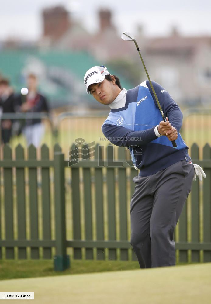 Matsuyama practices approach shot for British Open