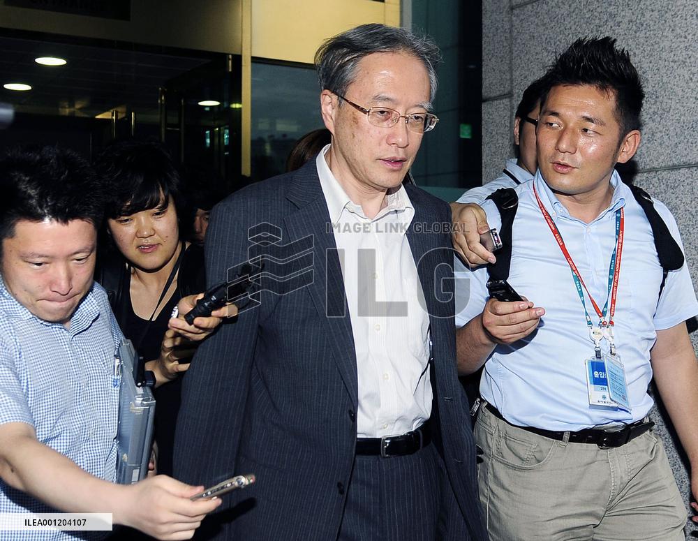 Japan-S. Korea talks in Seoul