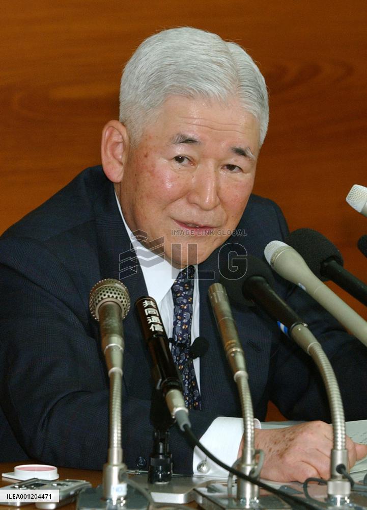 Division on monetary easing revealed by 2004 BOJ minutes