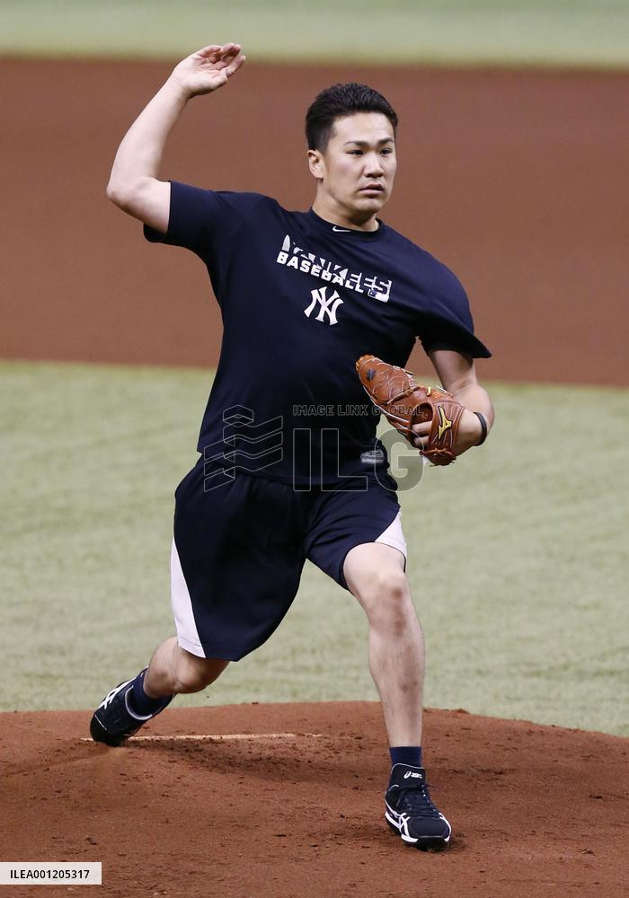 N.Y. Yankees' Tanaka to resume throwing from bullpen mound