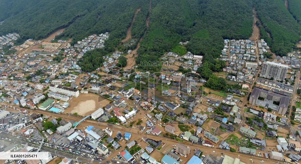 Flooding, landslides hit Hiroshima