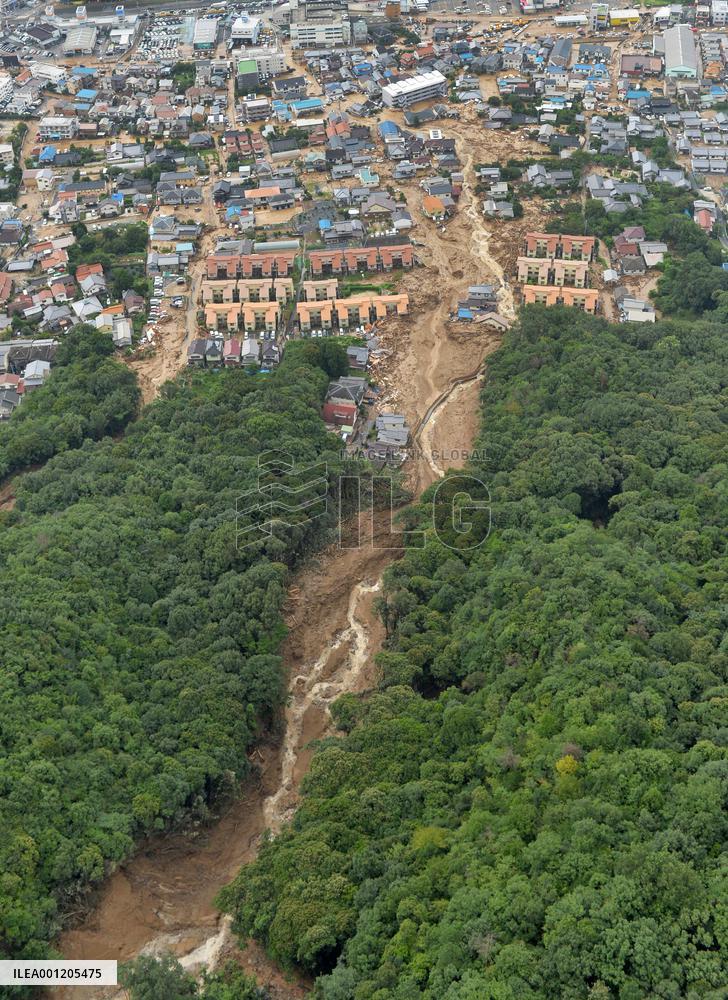 Flooding, landslides hit Hiroshima