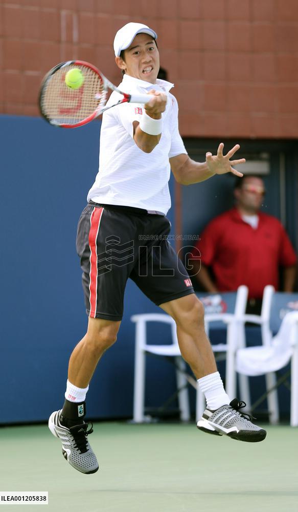Nishikori advances in straight sets to U.S. Open 2nd round