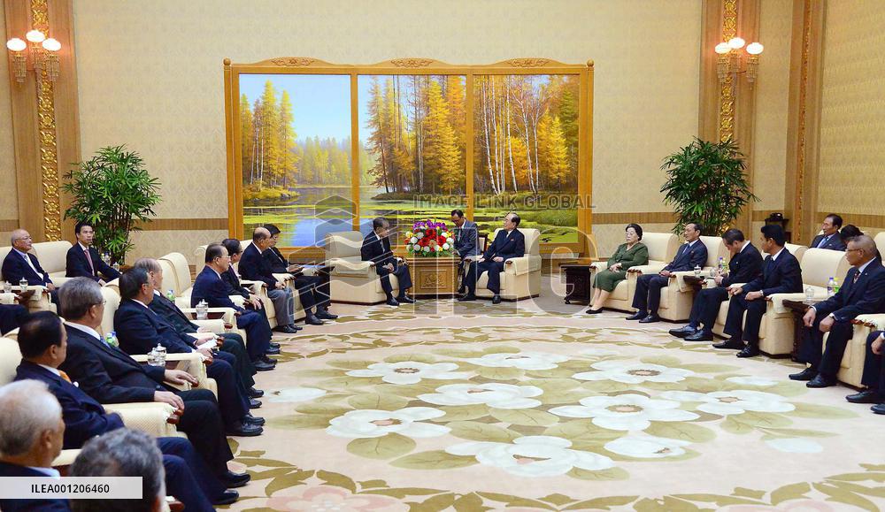 Son of late Japanese political bigwig meets N. Korea's top figure