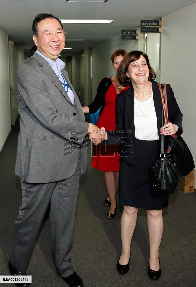 Japan, U.S. resume bilateral TPP talks