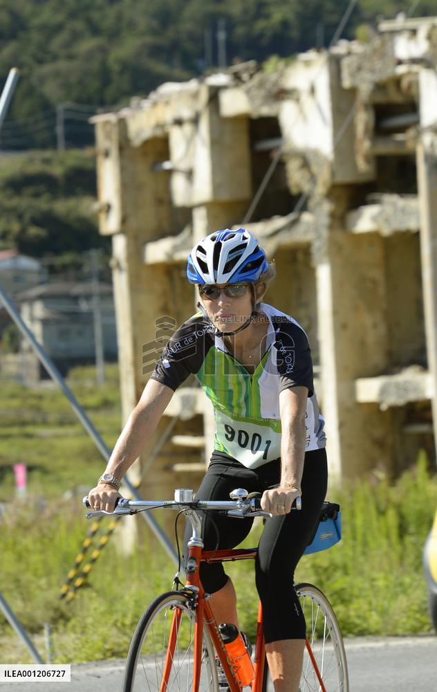 Ambassador Kennedy joins Tohoku bicycle rally