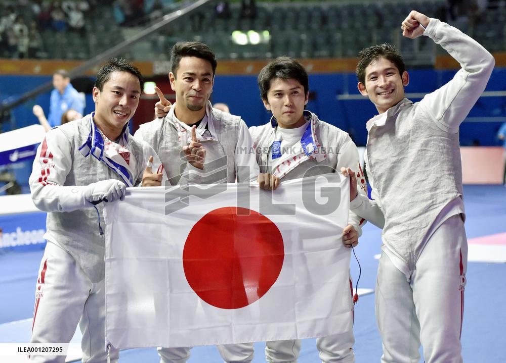 Japan wins men's fencing foil team event at Asian Games