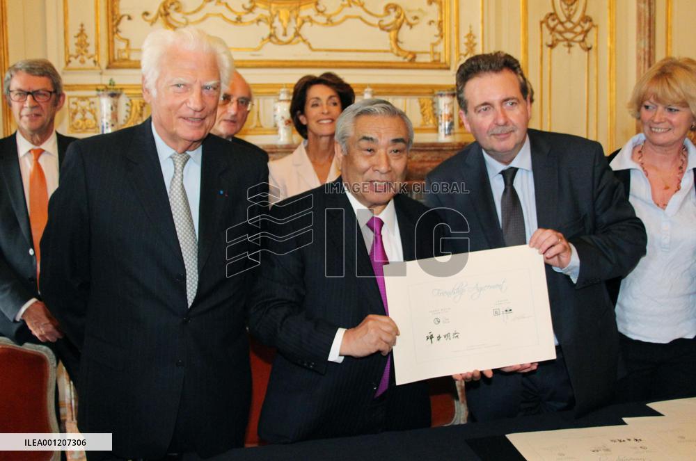 Shopping streets in Brussels, Nagoya seal partnership