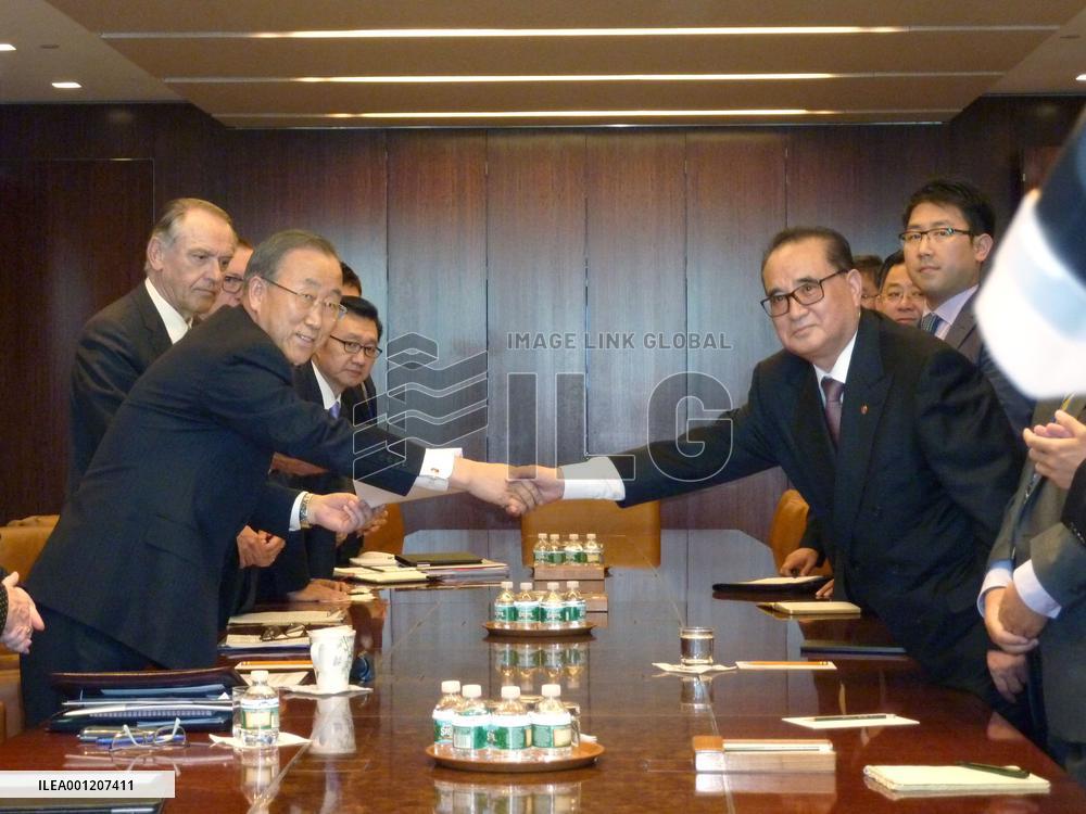U.N. chief Ban talks with N. Korean Foreign Minister Ri