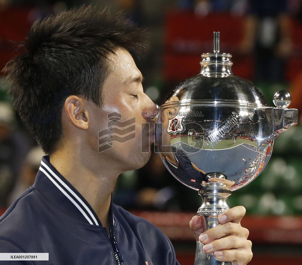 Nishikori marks homecoming with Japan Open title win