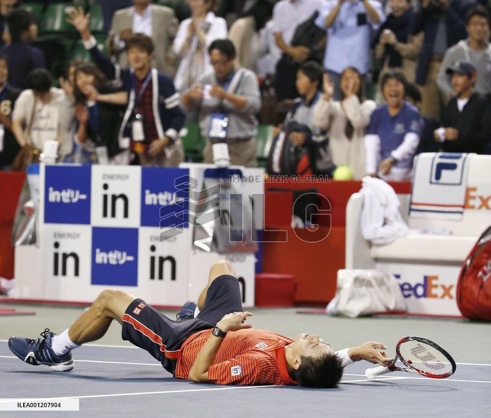 Nishikori marks homecoming with Japan Open title win