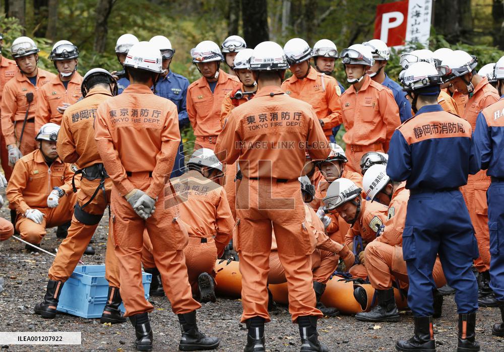 Rescue workers prepare to resume operations at Mt. Ontake