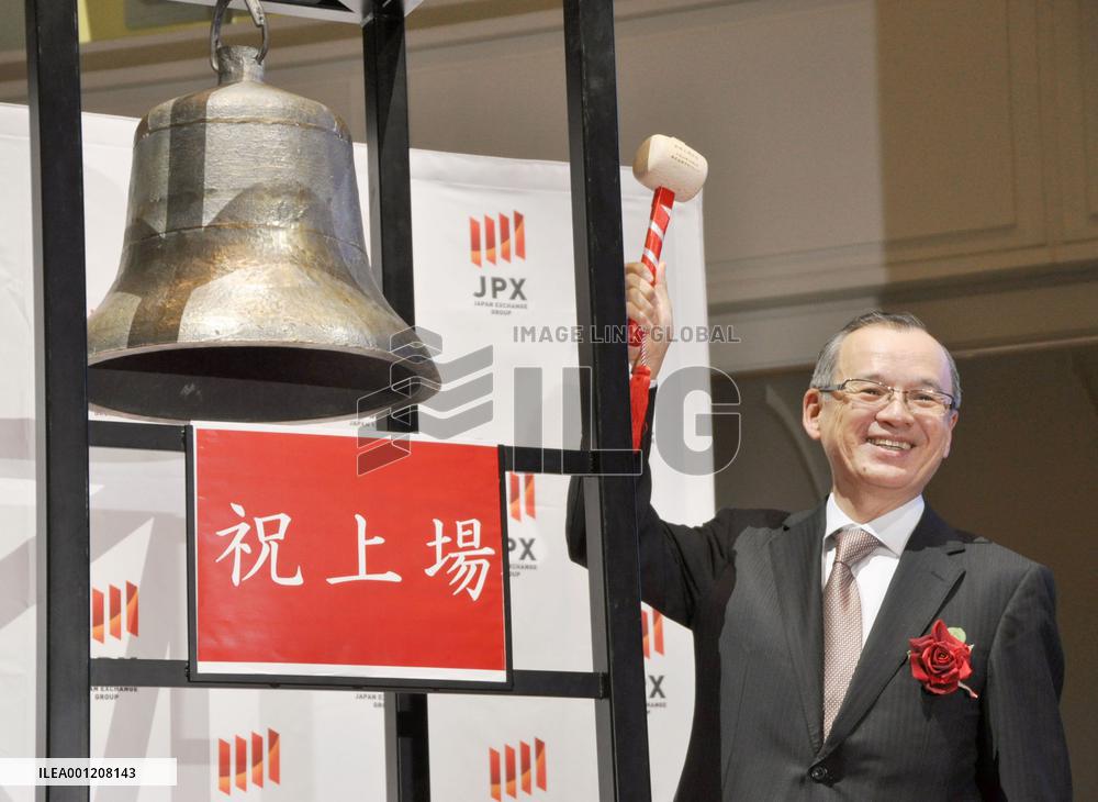 Skylark returns to Tokyo Stock Exchange