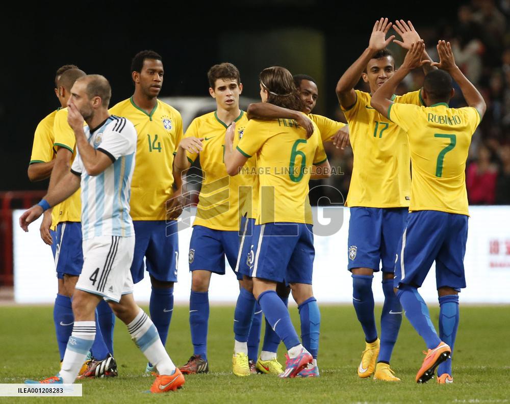 Brazil beat Argentina 2-0 in int'l friendly in Beijing