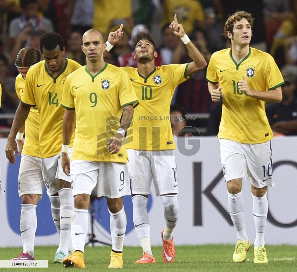 Japan, Brazil compete in friendly