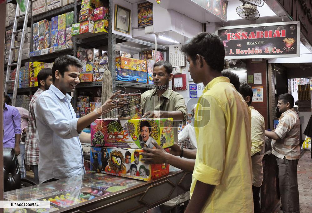 Indians stock up on fireworks ahead of Diwali festival