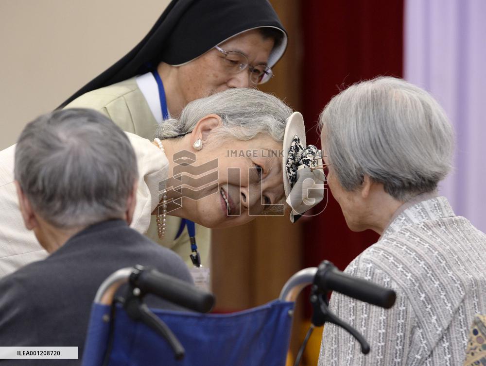 Japan's empress turns 80