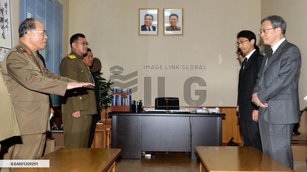 Japan, N. Korea begin talks on abduction probe