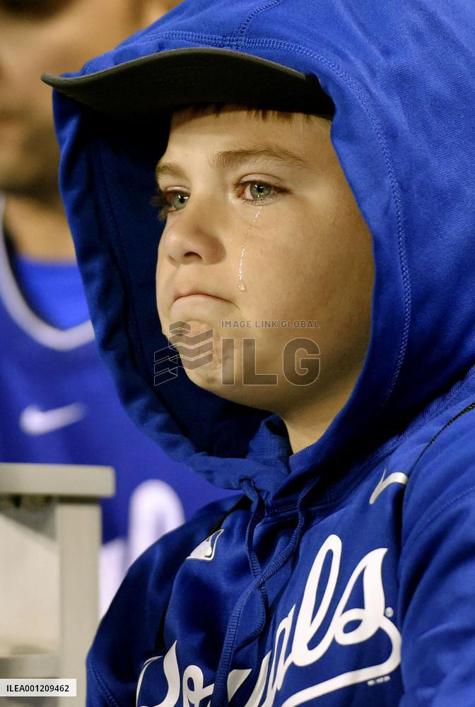 Giants win World Series