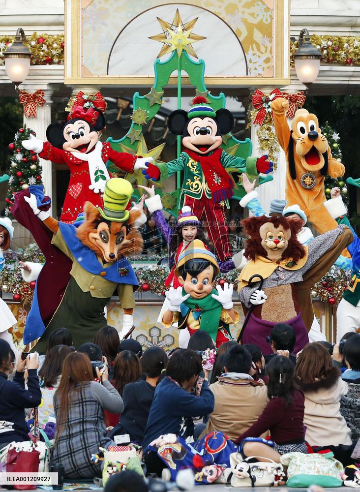 Mickey Mouse dances at Tokyo DisneySea Christmas event
