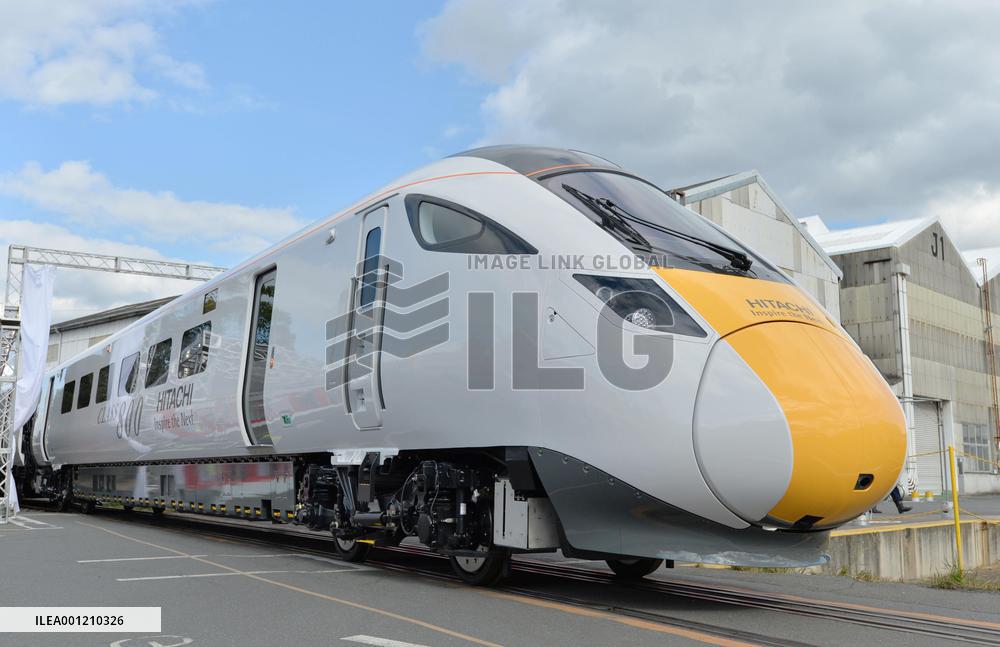 Hitachi unveils 1st IEP train for Britain