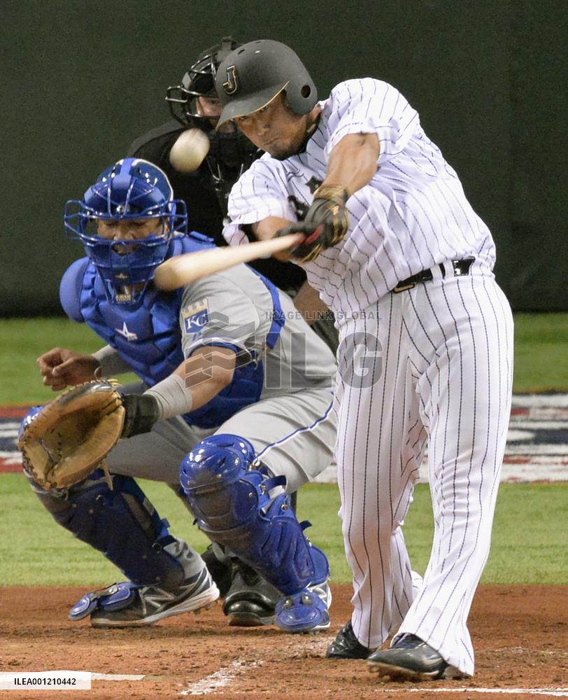 Game 3 of Japan-Major League All-Star series