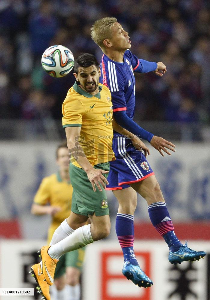 Honda in action vs Australia in Asian Cup warm-up