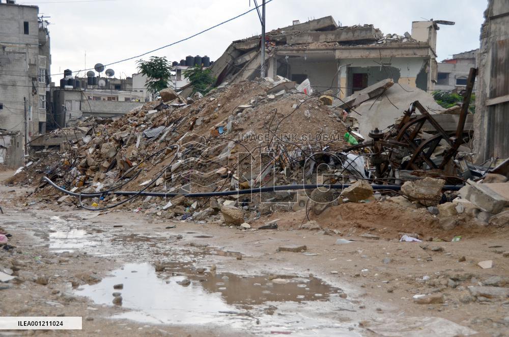 Rubble caused by Israeli attacks remains in Gaza