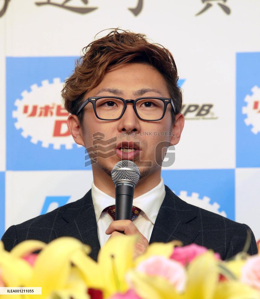 Orix hurler Kanko wins Pacific League's 2014 MVP award